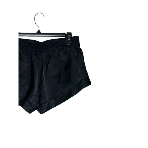 1759. SOME DAYS LOVIN FAUX LEATHER SHORTS CUFFED BLACK‎ IN COLOR SIZE MEDIUM - Picture 6 of 7
